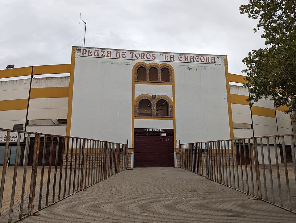 Plaza de Toros de El Álamo, El Álamo